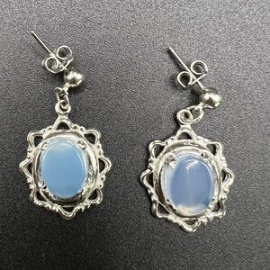 Vintage Chalcedony Silver Dangle Earrings